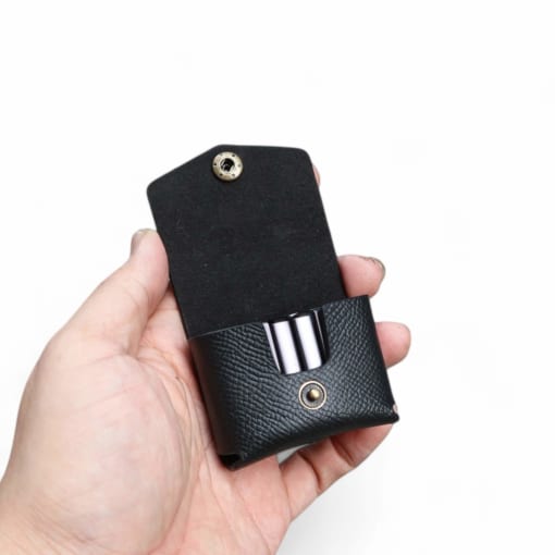 Case da Fiil cc pro 2 được làm từ da bò, màu đen hạt khắc tên