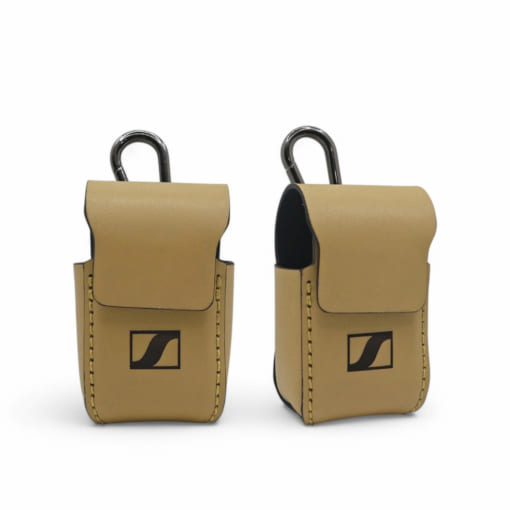Case da Sennheiser Momentum True Wireless 3 được làm từ da bò, màu tím mịn
