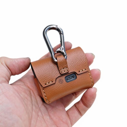 Case da Sony Linkbuds S được làm từ da bò, màu nâu hạt khắc tên