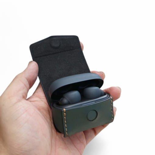 Ốp da Sony Linkbuds S được làm từ da bò, màu xanh khắc tên