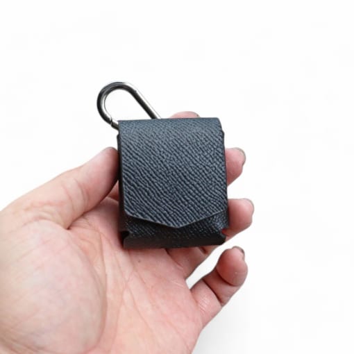 Ốp da tai nghe Fiil CC Nano được làm từ da bò, màu đen hạt