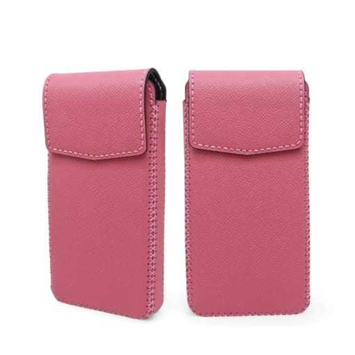 Bao da Samsung Galaxy S25 plus được làm từ da bò, màu hồng vân epsom