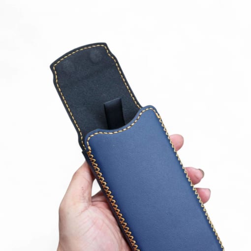 Bao da Samsung Galaxy Z fold 6 được làm từ da bò, màu xanh navy