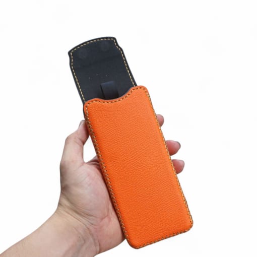 Bao da Samsung Galaxy Z Fold 5 | 6 được làm từ da bò, màu cam vân epsom, phu kiện bảo vệ điện thoại