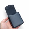 Túi đựng Galaxy Z Flip 6 được làm từ da bò, màu đen mịn, khắc tên