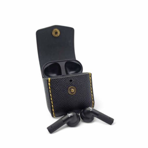 ốp da Marshall Minor 4 được làm từ da bò, form ôm khít với tai nghe