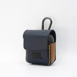 Bao da JBL Live Beam 3 được làm từ da bò
